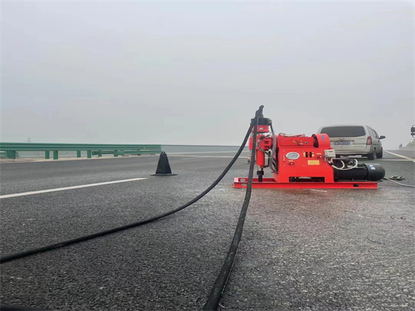 金口河马路路基路面开裂下沉注浆加固灌浆